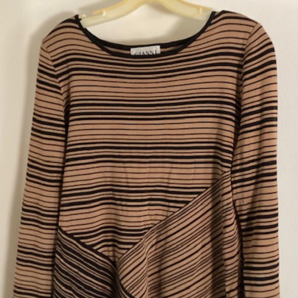 Gianni brand lightweight sweater